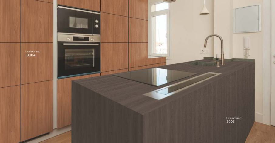 193 Smoked Brosse Pecan Wood Laminate 8x4 ft Texture 1 mm - 8098 A