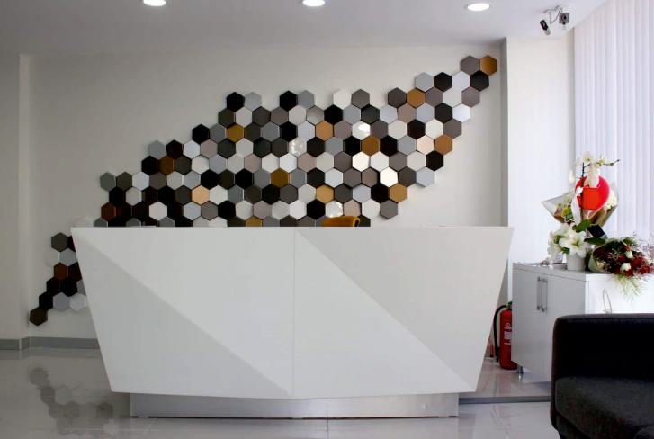 3D Wall Panel Wood Silver 0.45x0.52 Ft - Rolls