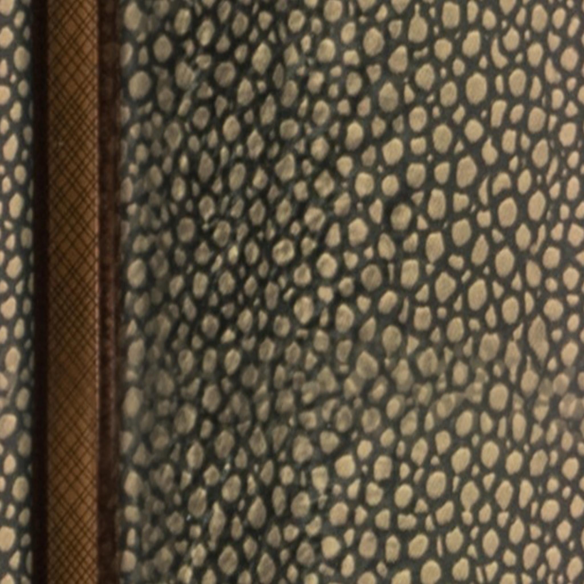 Vivre Louver Series Charcoal Designer Brown 8x0.41 Ft - Vl-20