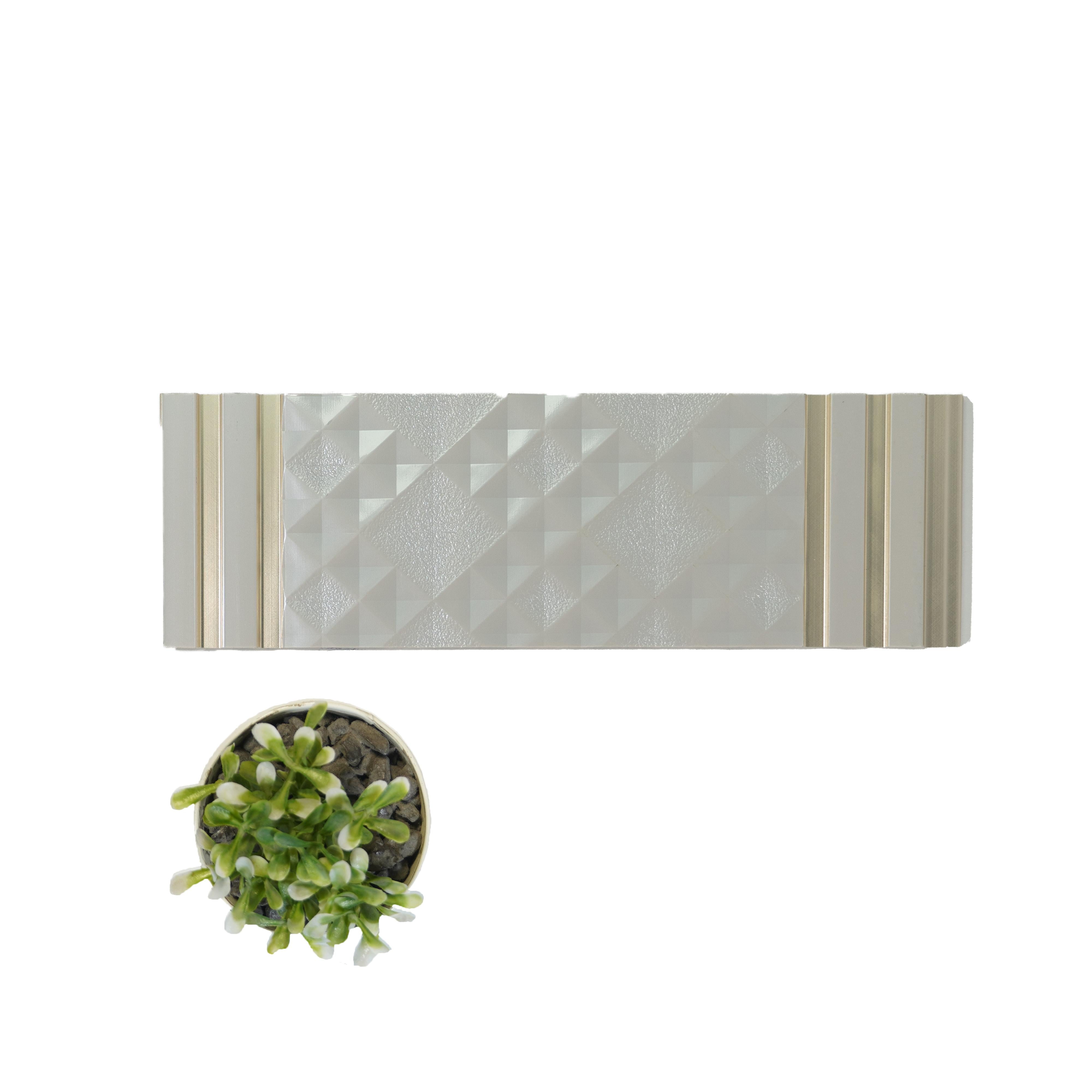 Decorative Wall Panel Designer Silver 8x1 Ft - Pn 04476