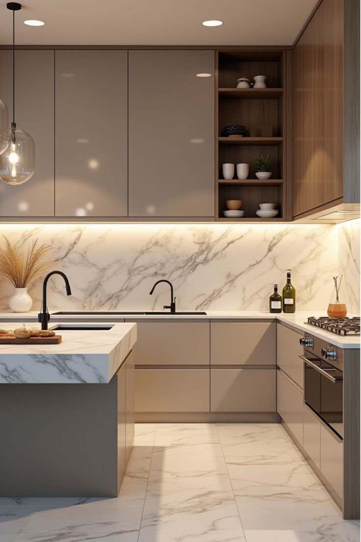 Kitchen: Marble & Stone wall panel in Matte