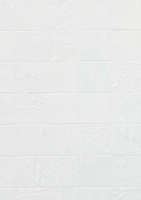 White plain laminate with textured finish, subtle pattern visible, uniform color distribution.
