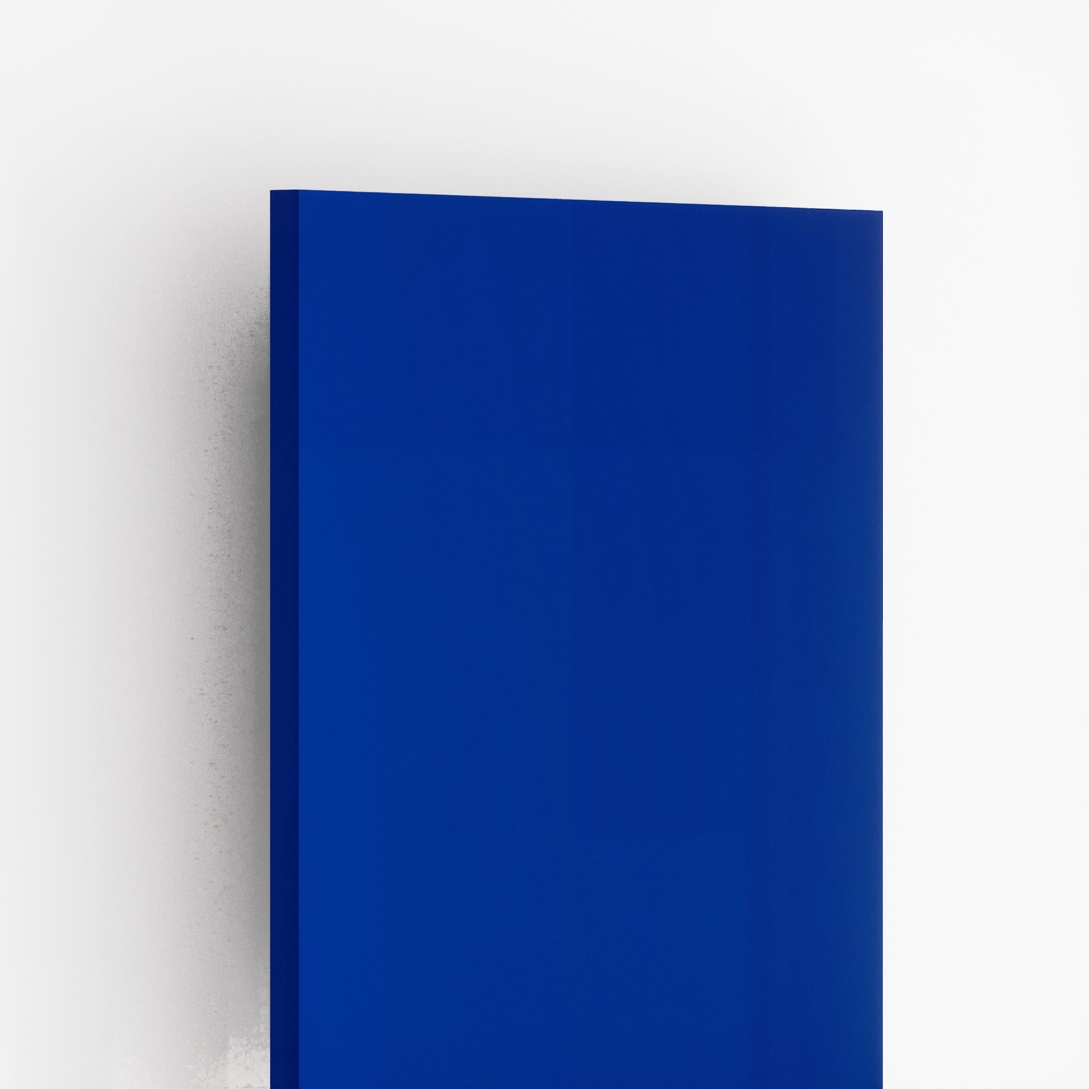 Blue plain laminate with suede finish and visible edge detail