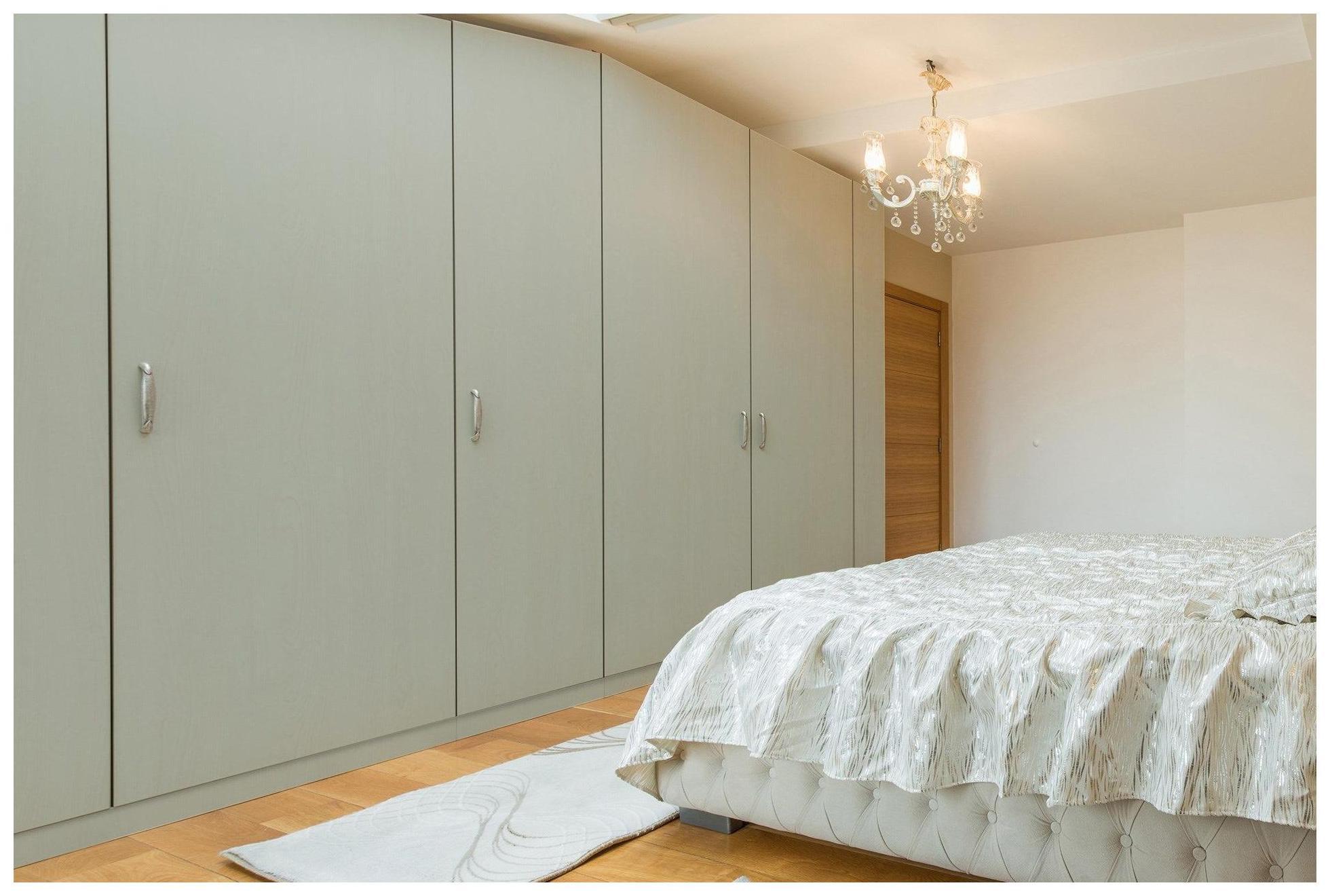 Pearly Mist Plain Laminate 8x4 ft Suede 1 mm - 3562 SUD