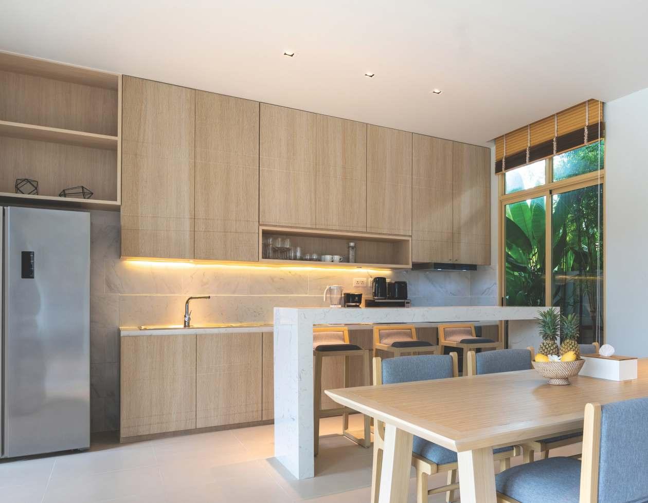 Lime Wood Laminate 8x4 ft Texture 1 mm - 4115 IH