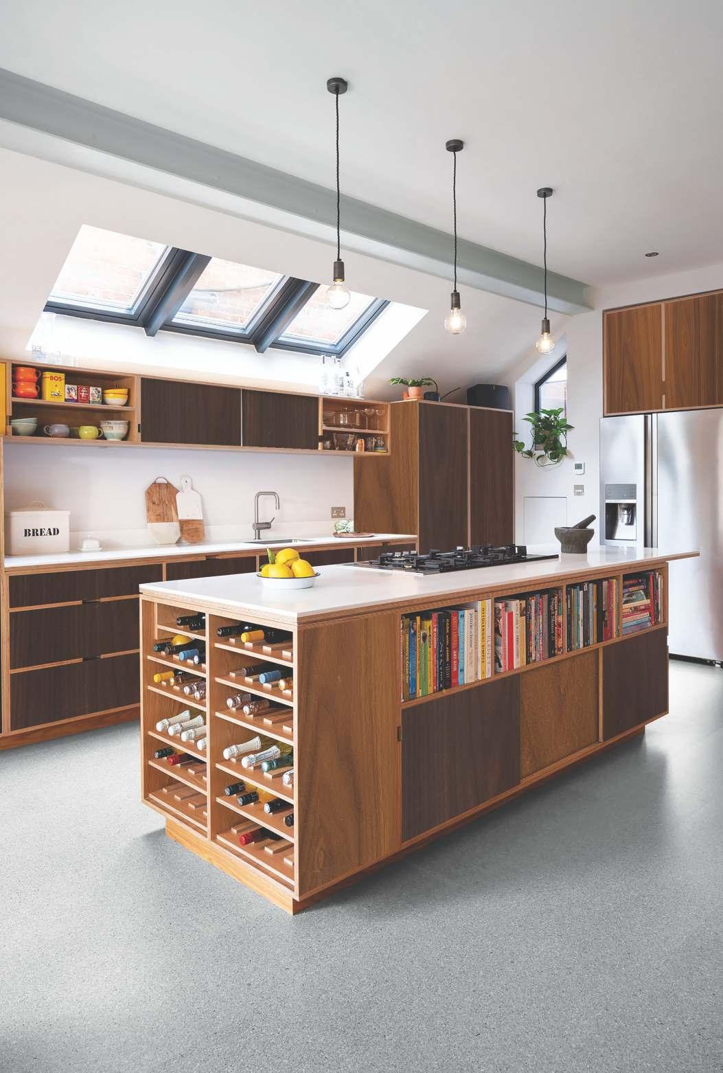 Noce Victoria Wood Laminate 8x4 ft High Gloss 1 mm - 4129 SG