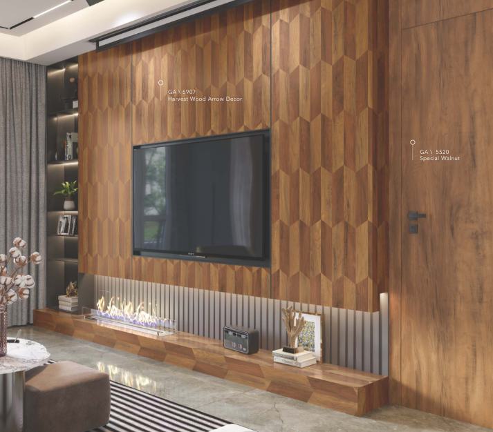 Special Walnut Wood Laminate 8x4 ft Texture 1 mm - 5520 GA