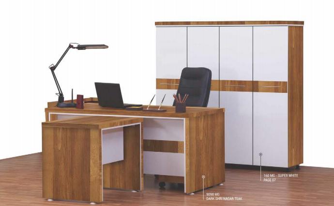 Dark Shri Nagar Teak Wood Laminate 8x4 ft Glossy 0.8 mm - 9098 MG