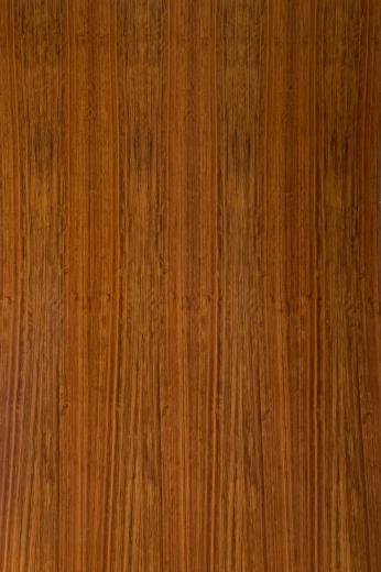 Benin Walnut Q/C 2440x1220 mm Silicon Natural Veneer - 3.7 mm