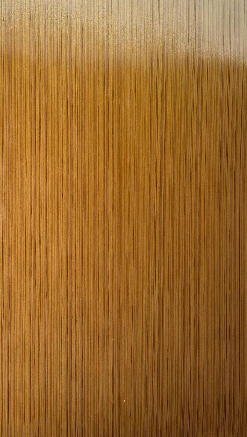 ND 9 CP Teak 8 ft x 4 ft Recon Veneer - 3.6 mm