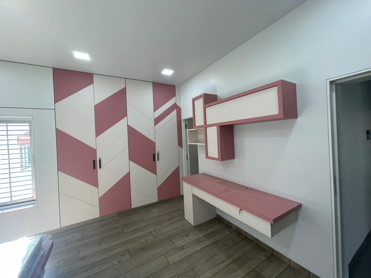 Decorative Solid Colour Laminate 8*4 ft 1.25 mm - CRYSTAL 1123