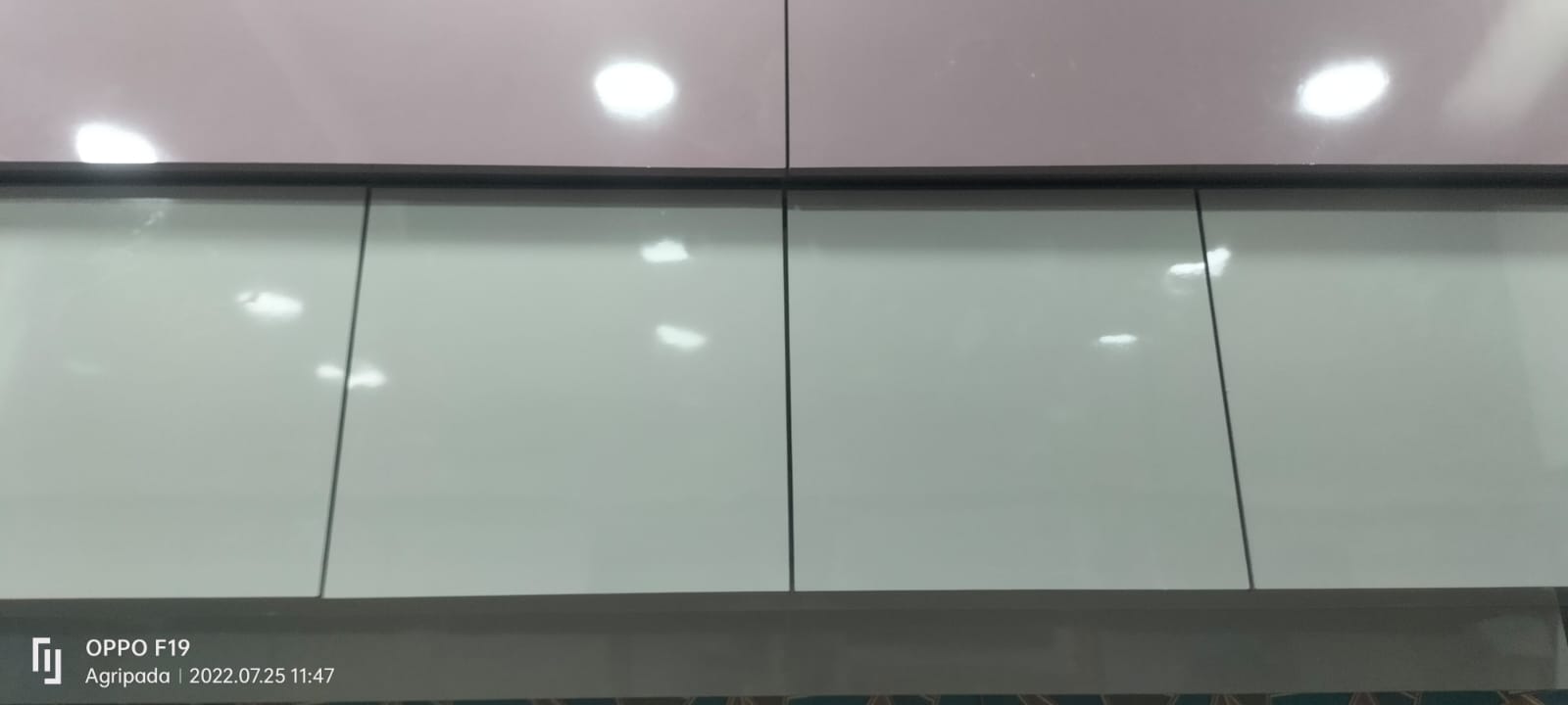 Decorative Patterned Laminates Laminate 8*4 ft 1.25 mm - CRYSTAL 1170