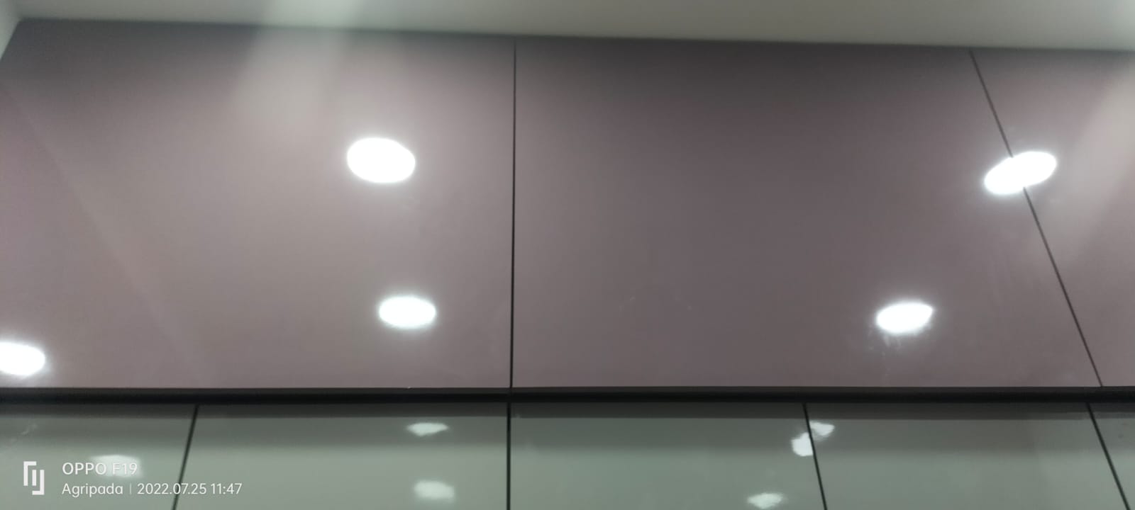 Decorative Patterned Laminates Laminate 8*4 ft 1.25 mm - CRYSTAL 1170