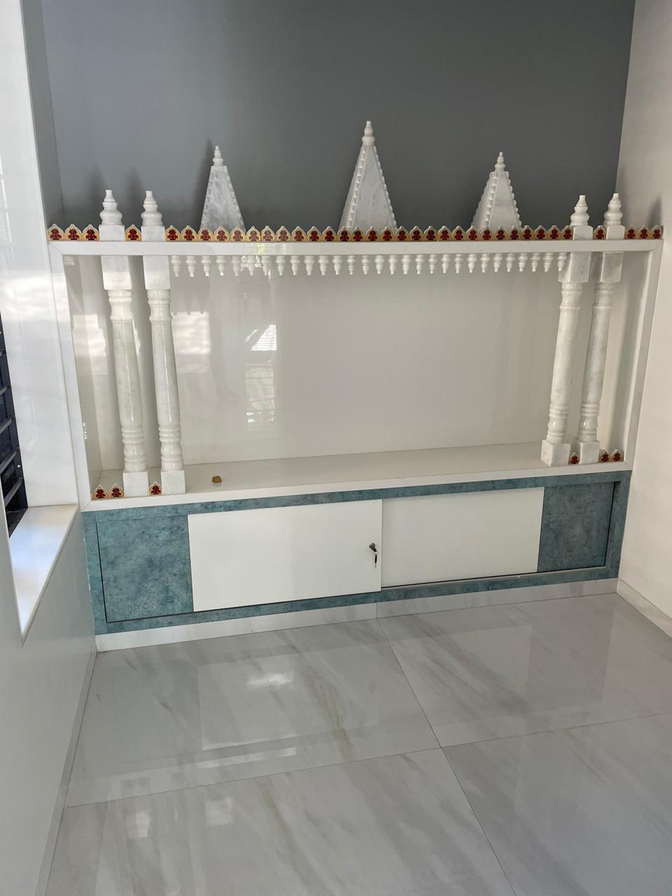 Decorative Solid Colour Laminate 8*4 ft 1.25 mm - CRYSTAL 1176