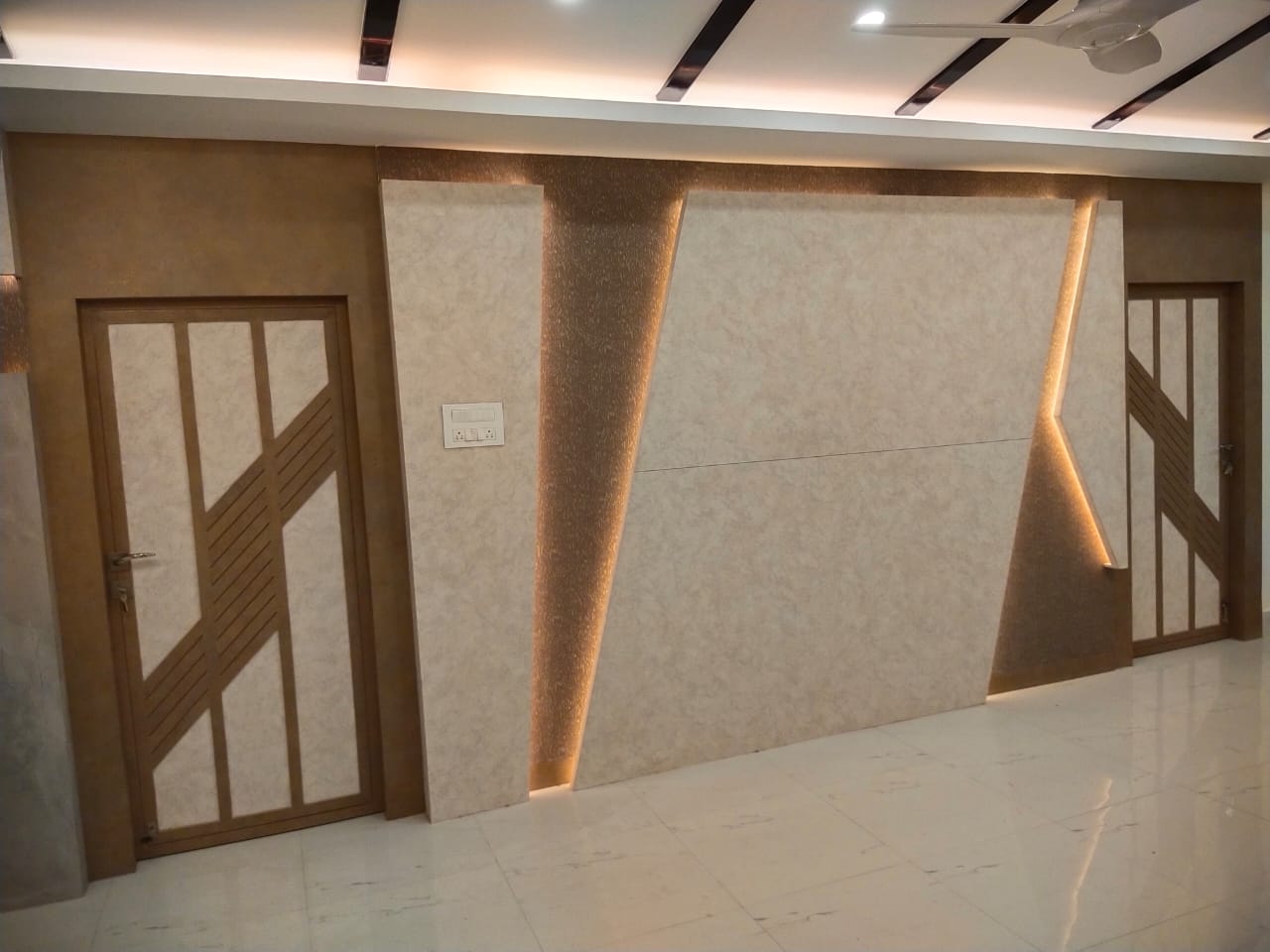 Decorative Marble & Stone Laminate 8*4 ft 1.25 mm - GS 1475