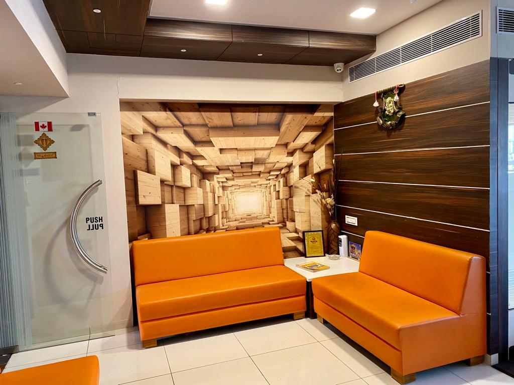 Decorative Wood Laminate 8*4 ft 1.25 mm - HTR 1619