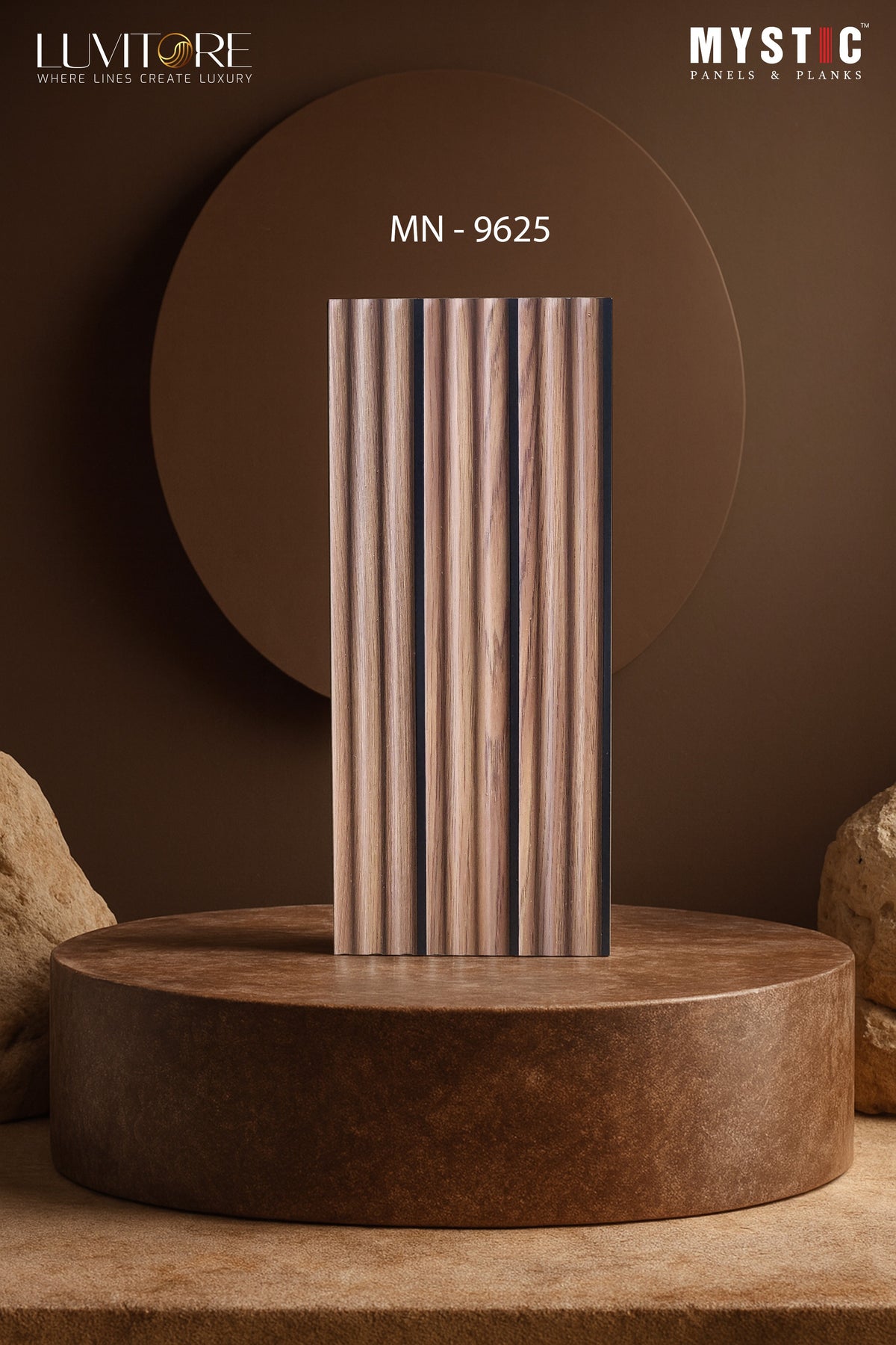 Medium brown oak wood fluted louver with black grooves, Mystic Luvitore MN-9625