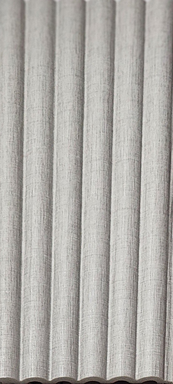Light grey linen-texture fluted louver, Mystic MN-95026