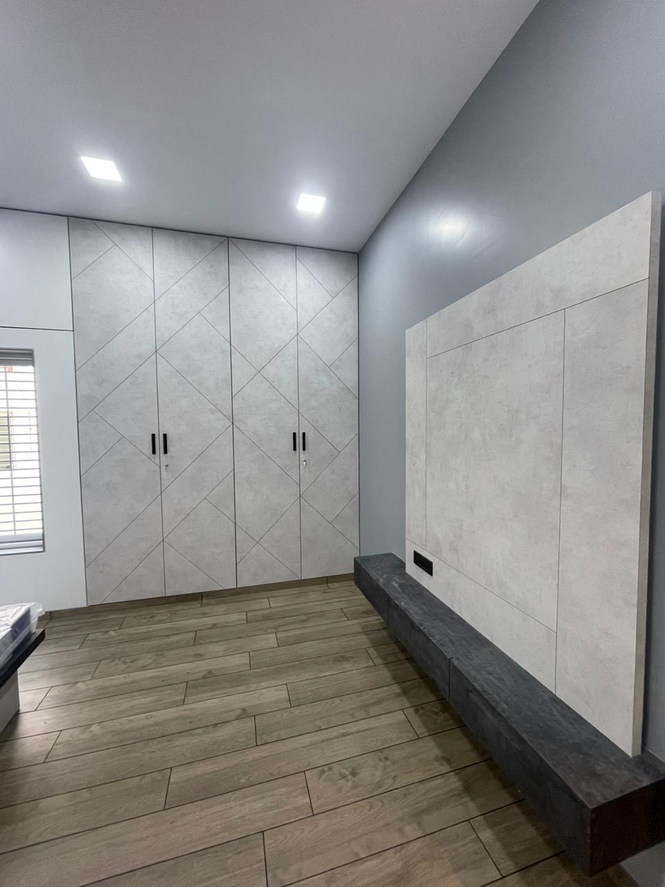 Decorative Marble & Stone Laminate 8*4 ft 1.25 mm - OR 1520