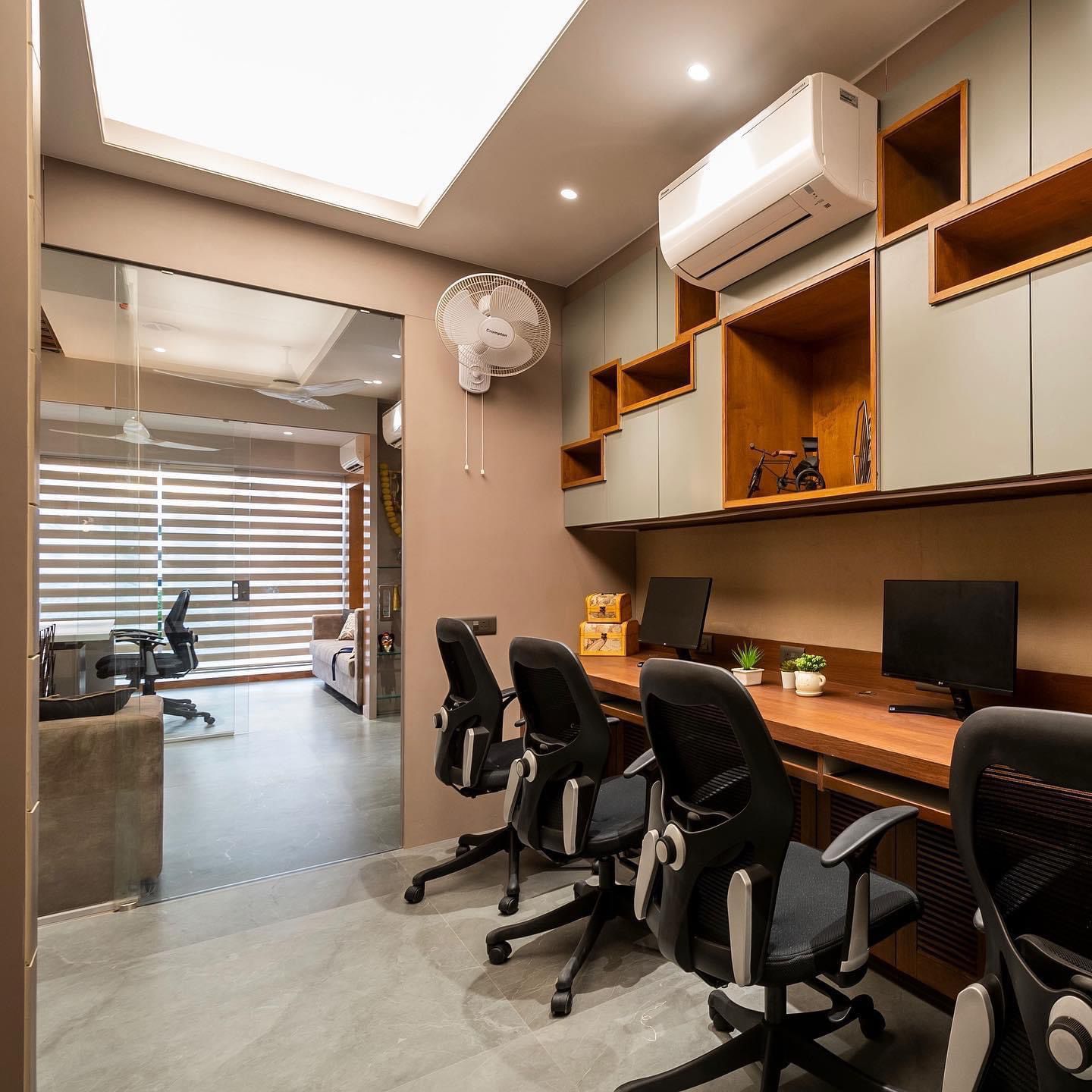 Decorative Solid Colour Laminate 8*4 ft 1.25 mm - SM 239