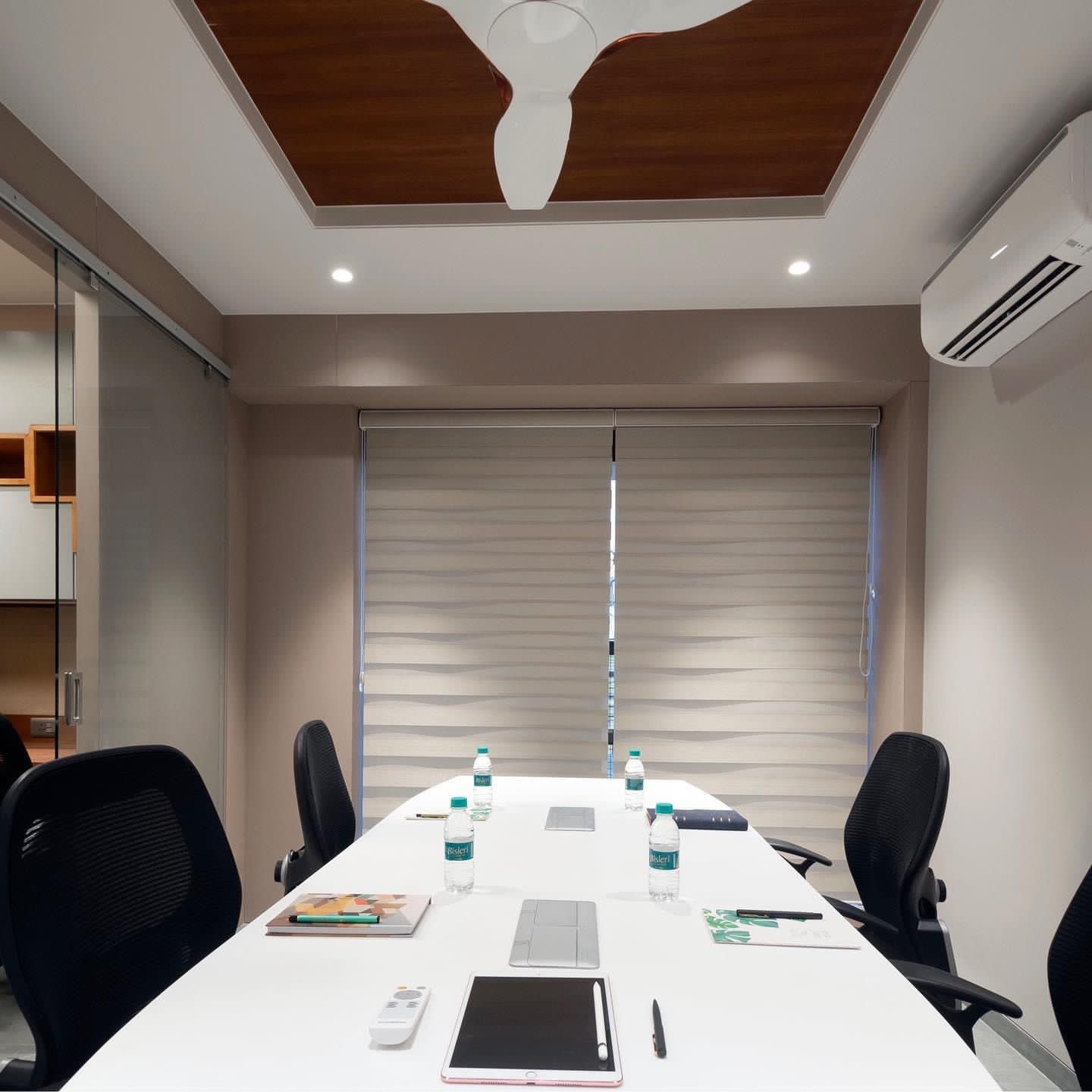 Decorative Solid Colour Laminate 8*4 ft 1.25 mm - SM 239