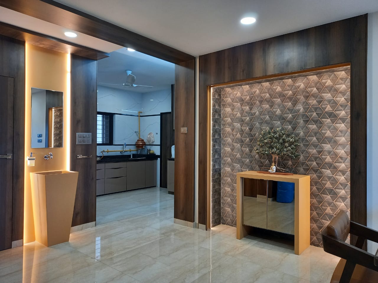 Decorative Wood Laminate 8*4 ft 1.0 mm - TO 520