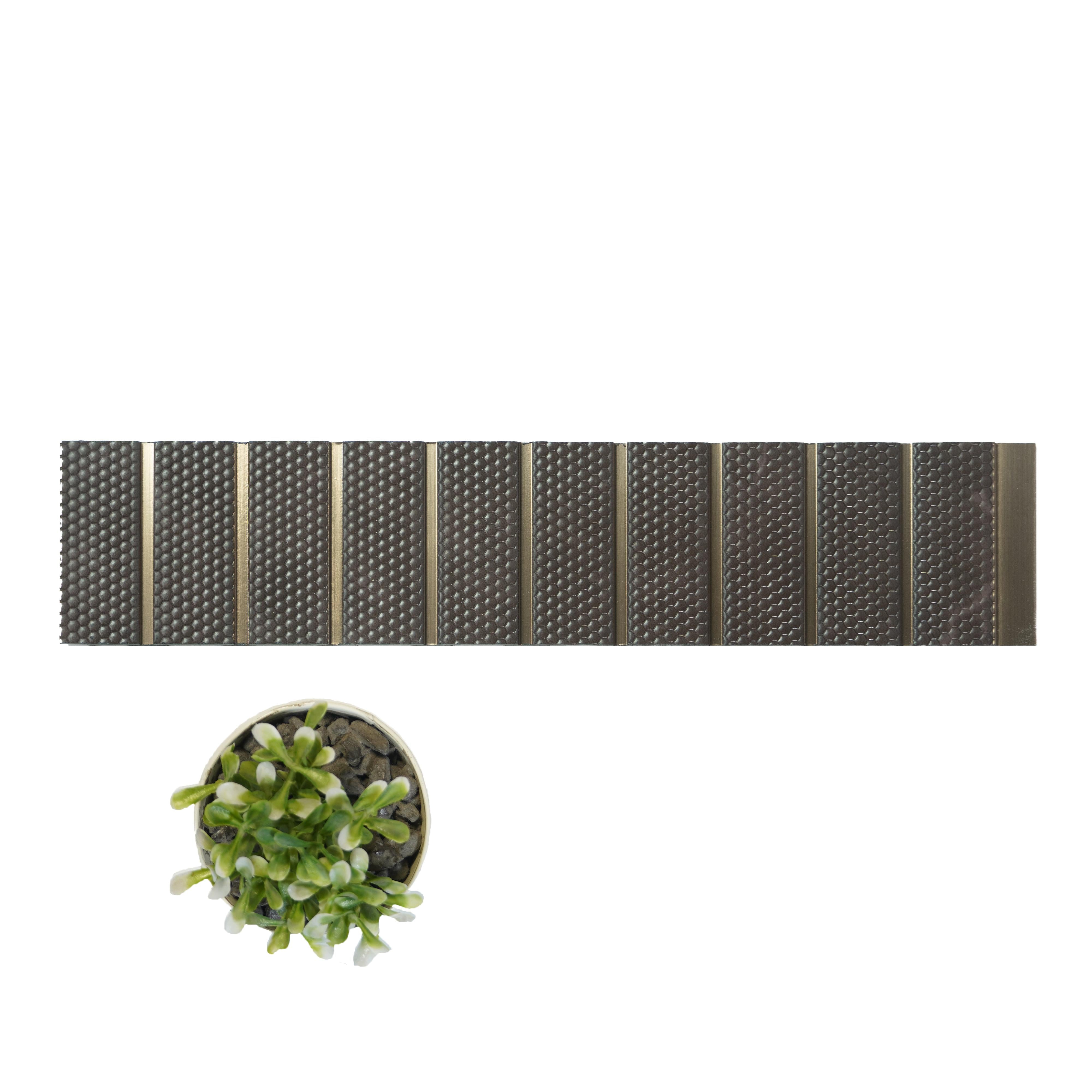 Brown Patterned Charcoal Louvers Panel Designer 8x1 Ft - Pn 00772