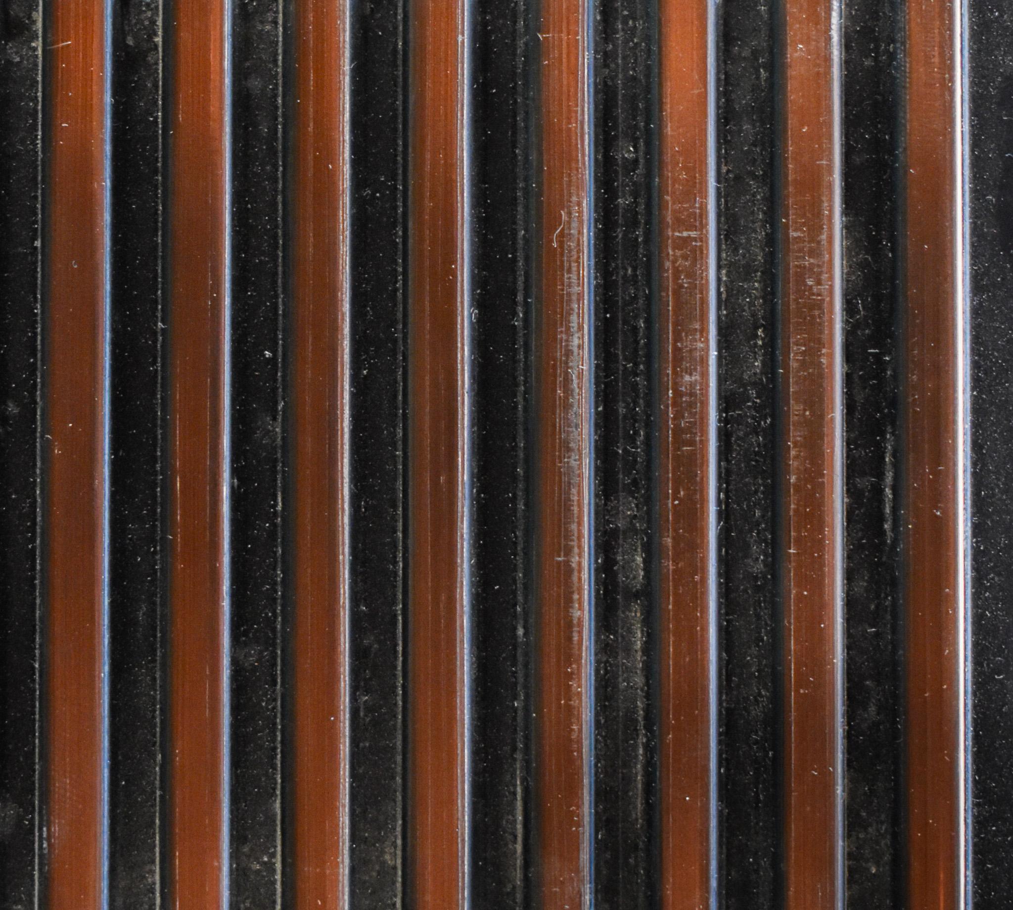 Fluted Louvers Metallic Brown 8x0.33 Ft - C 04