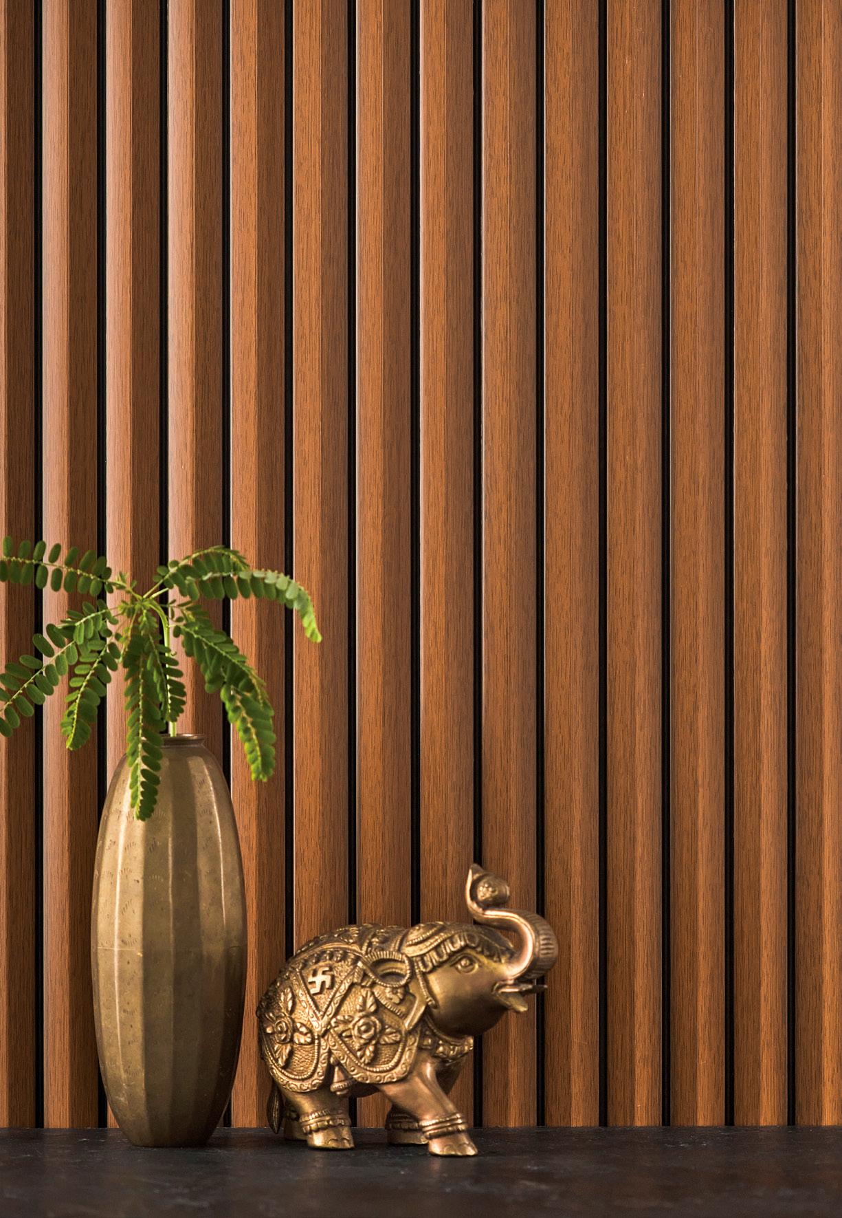 Groove Forest Series Charcoal Louvers Wood Brown 9x0.56 Ft - Rg 7012