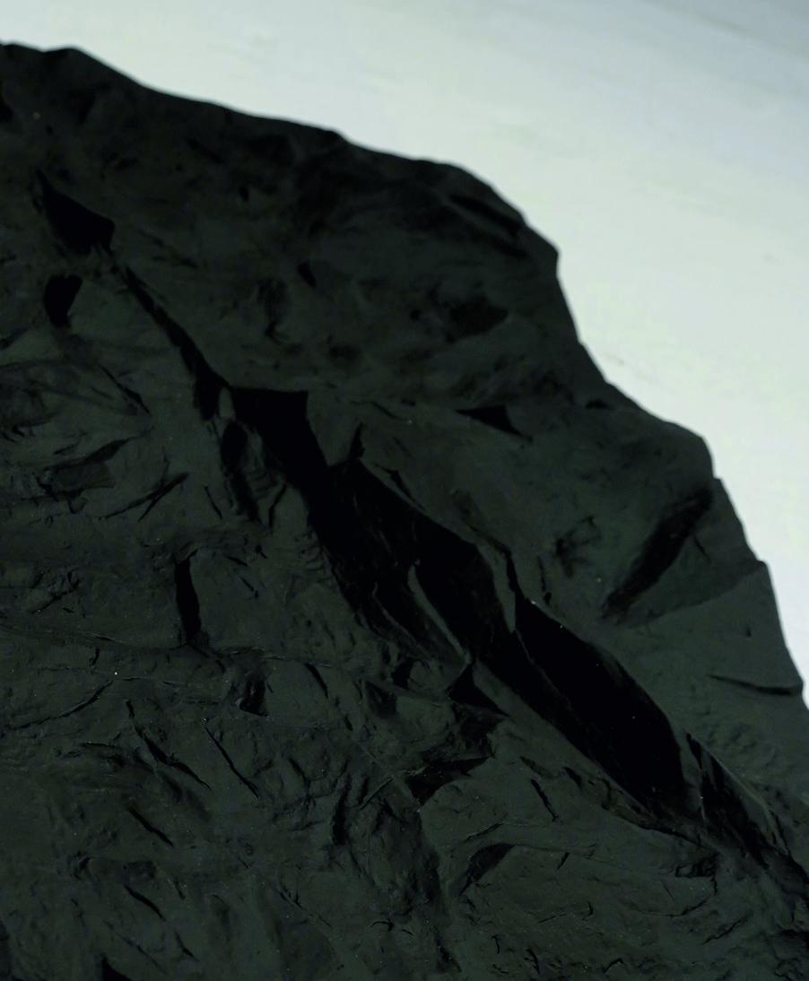 Space Black Pu Stone Panel Marble & Louvers 9.5x2 Ft - Pn 03116 B